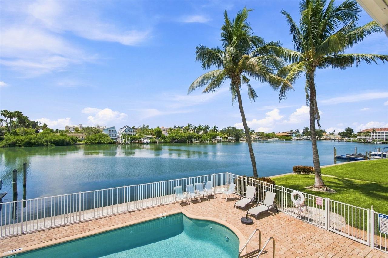 12100 Capri Cir. #204, Treasure Island, FL 33706