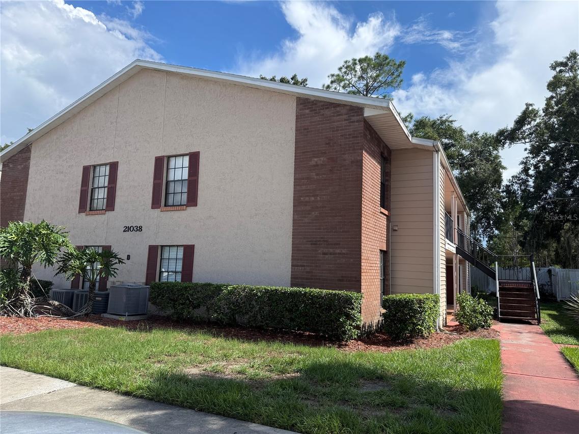 21038 Voyager Blvd. #4, Land O Lakes, FL 34638