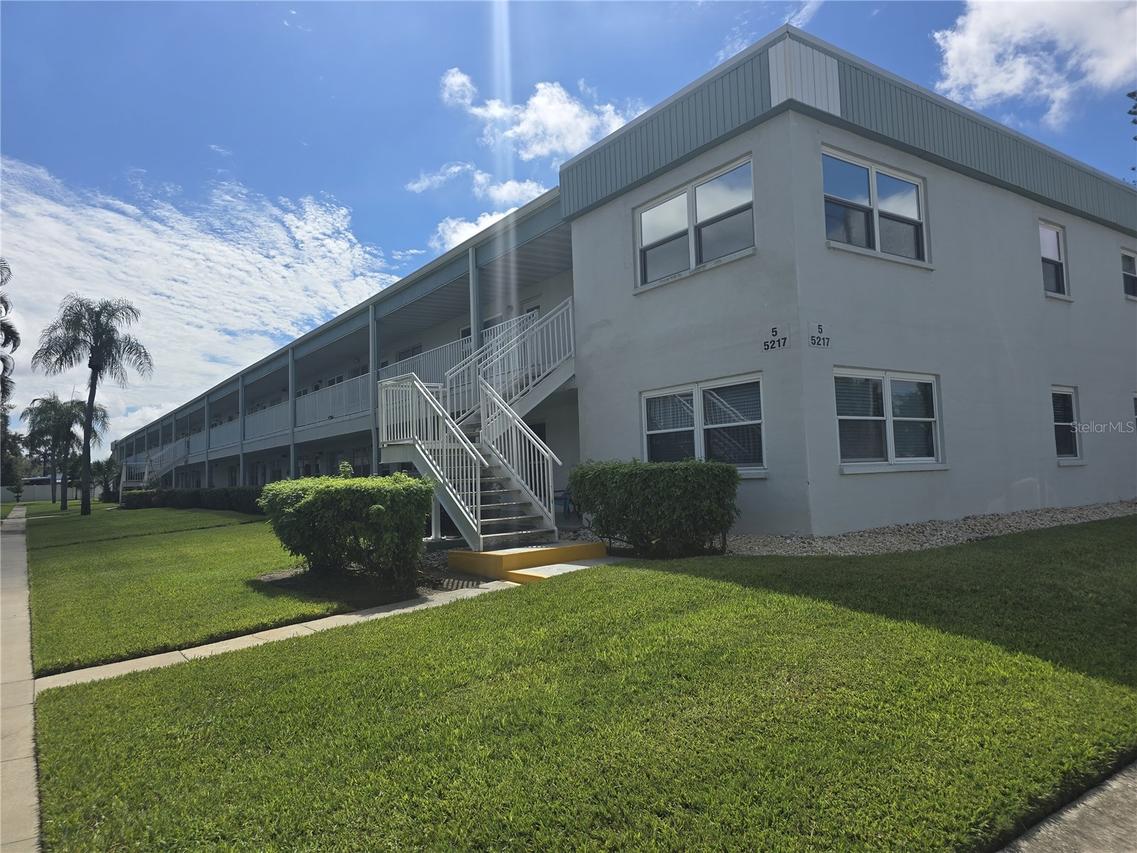 5217 81st St. #3, St Petersburg, FL 33709