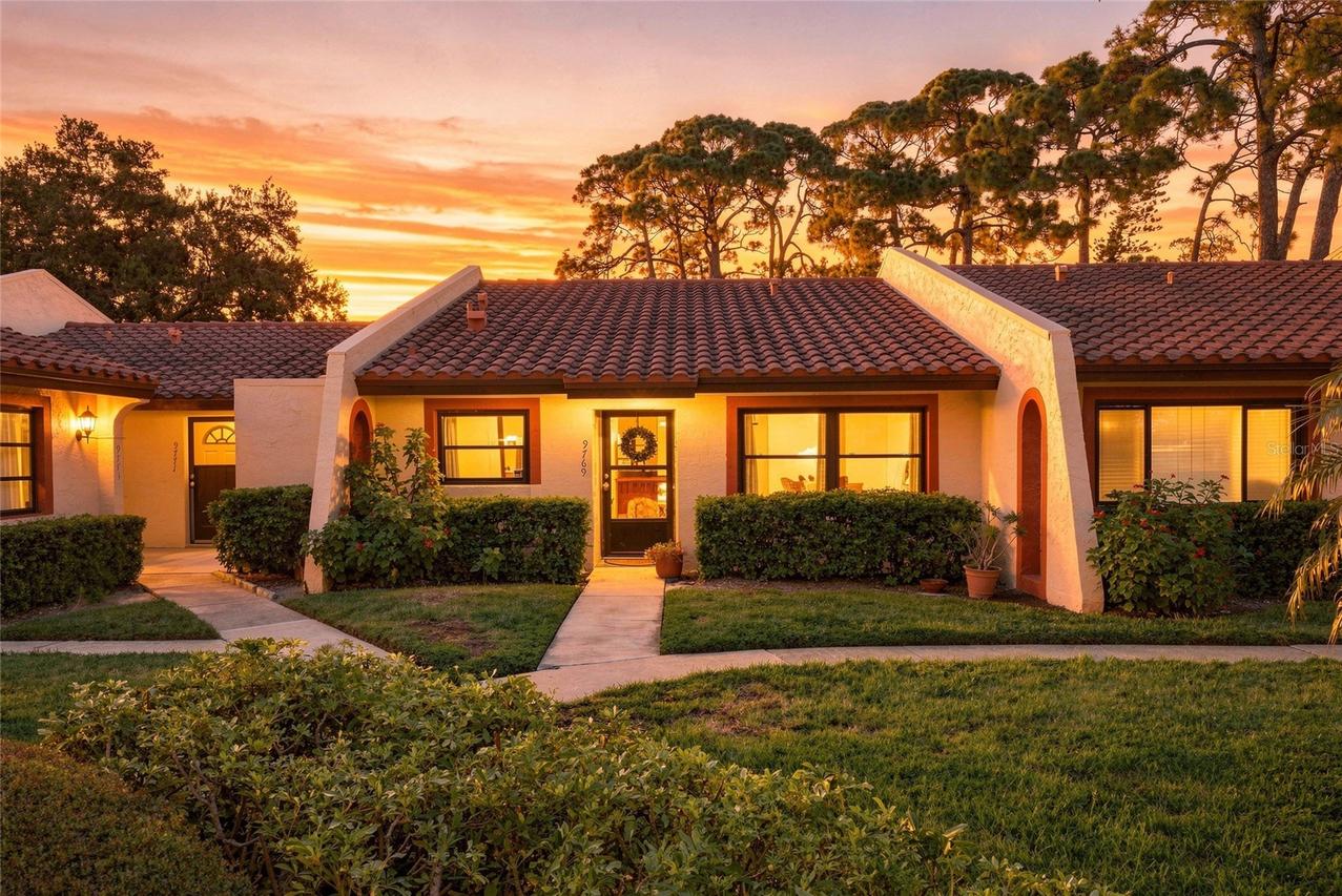 9769 86th Ave., Seminole, FL 33777