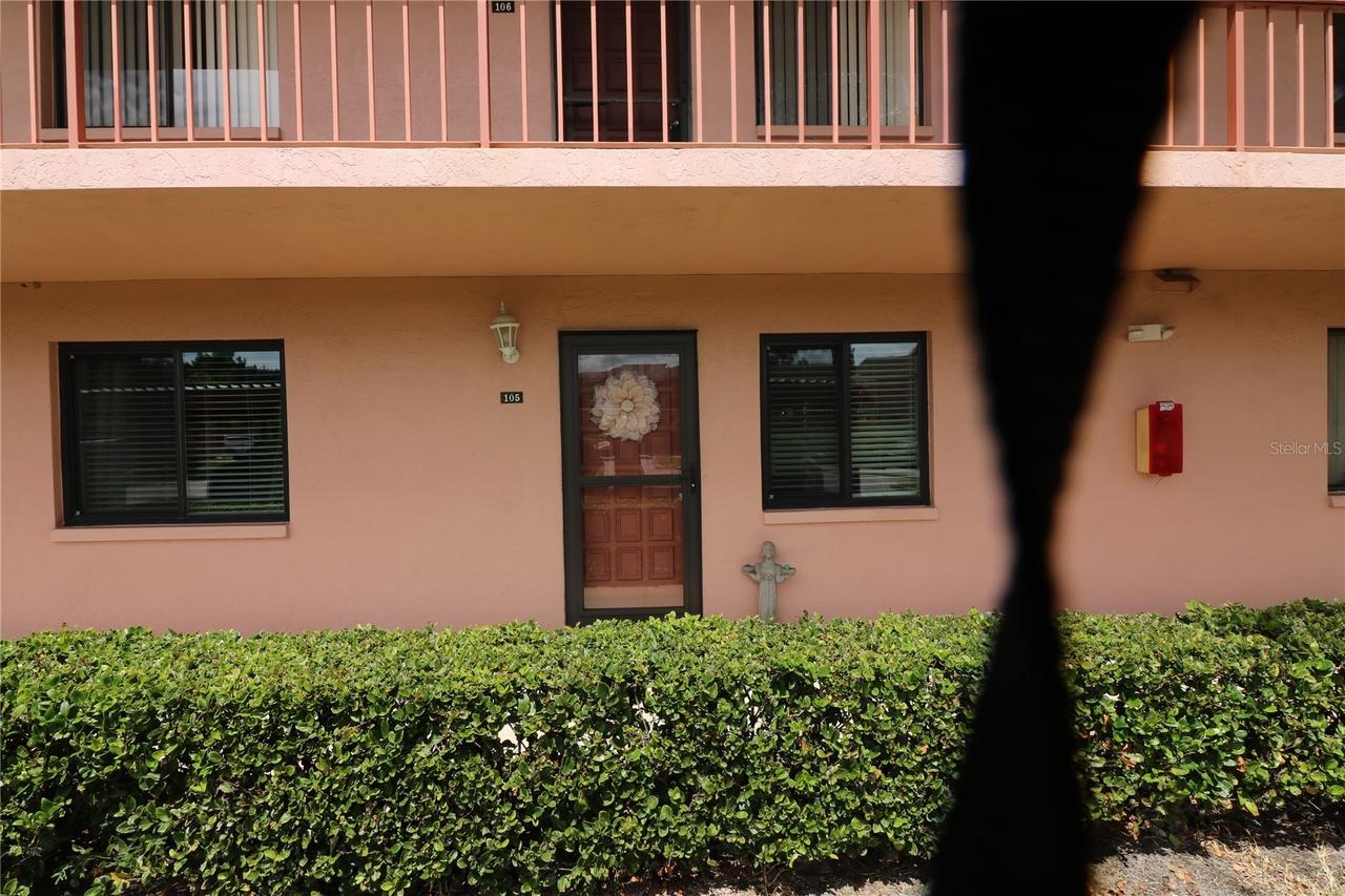 105 Lakeside Ct. #ELW VI UNIT 5, Oldsmar, FL 34677
