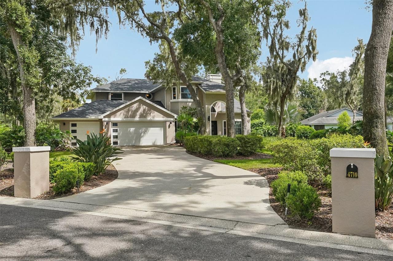 4710 Ridgecliff Dr., Brandon, FL 33511