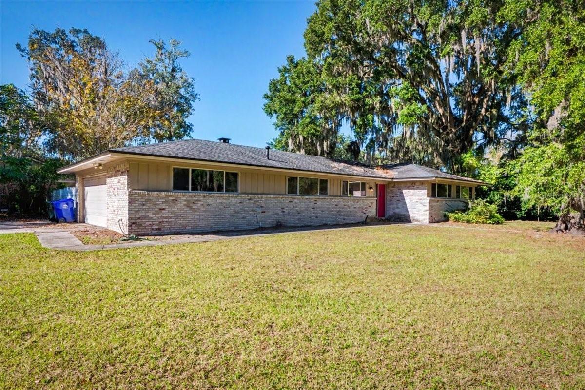 2349 Moody Ave., Orange Park, FL 32073