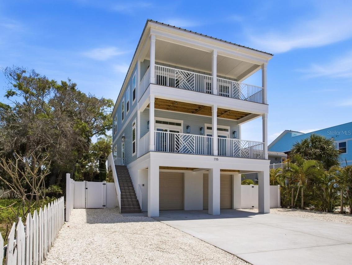 140 92nd Ave., Treasure Island, FL 33706