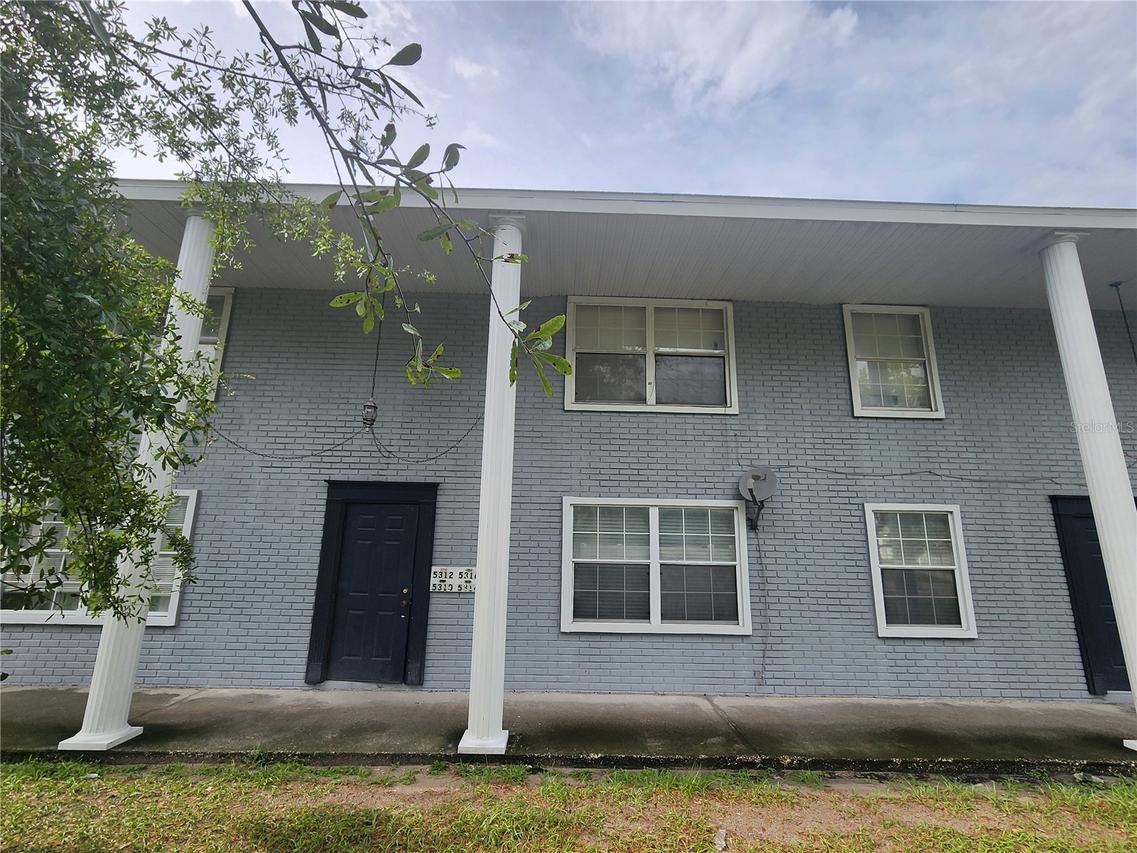 5310 Whiteway Dr., Temple Terrace, FL 33617