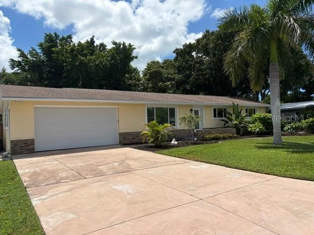 2720 Goldenrod St., Sarasota, FL 34239