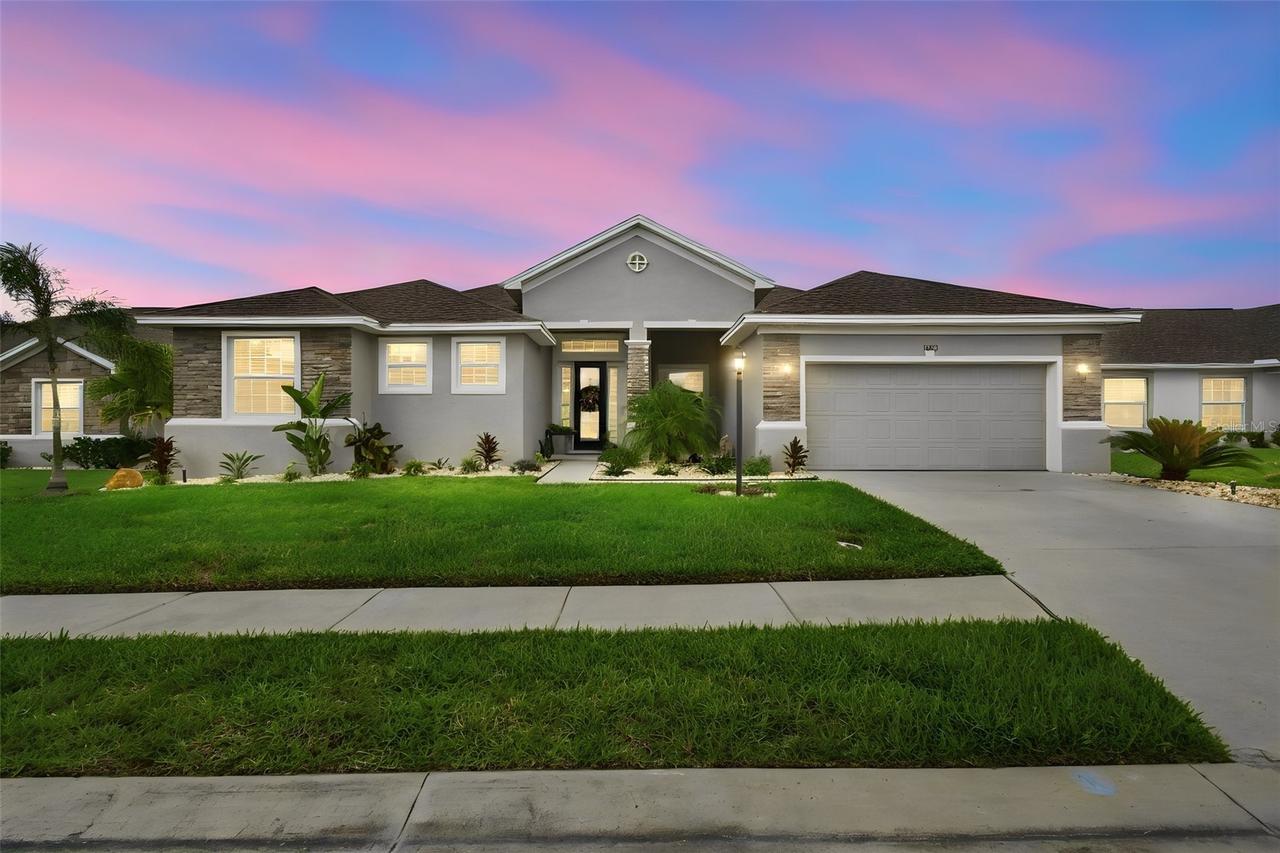 1072 Woodland Oaks Dr., Lakeland, FL 33813