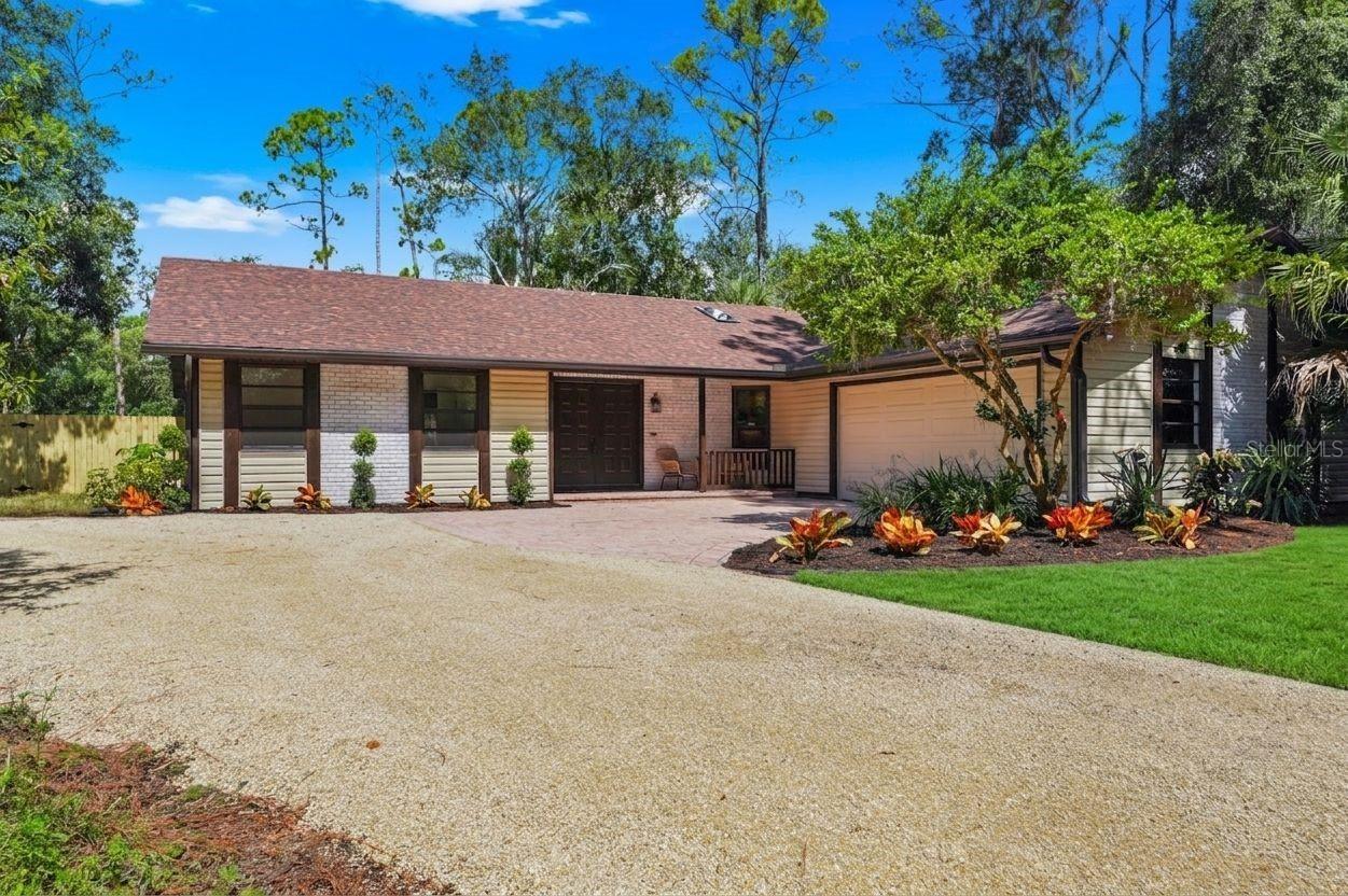 10861 Forest Run Dr., Bradenton, FL 34211