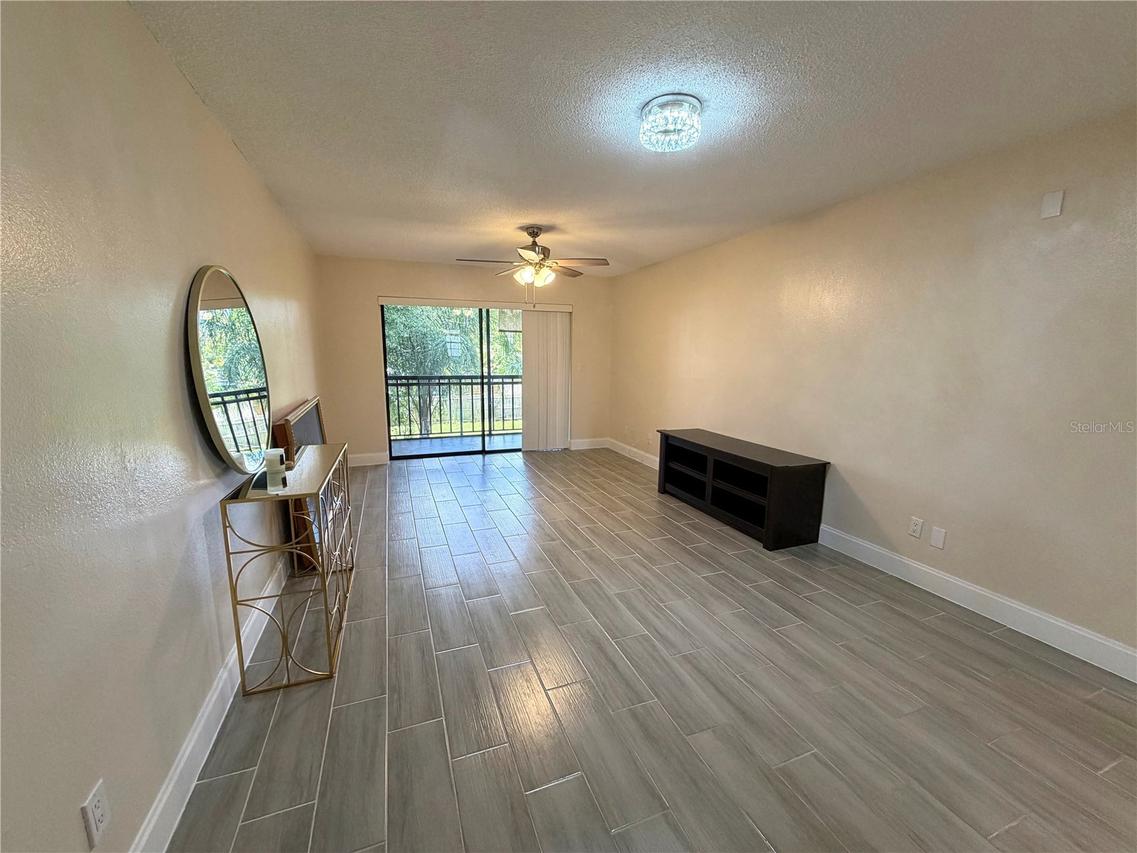 5855 62nd Ave. #104, Pinellas Park, FL 33781