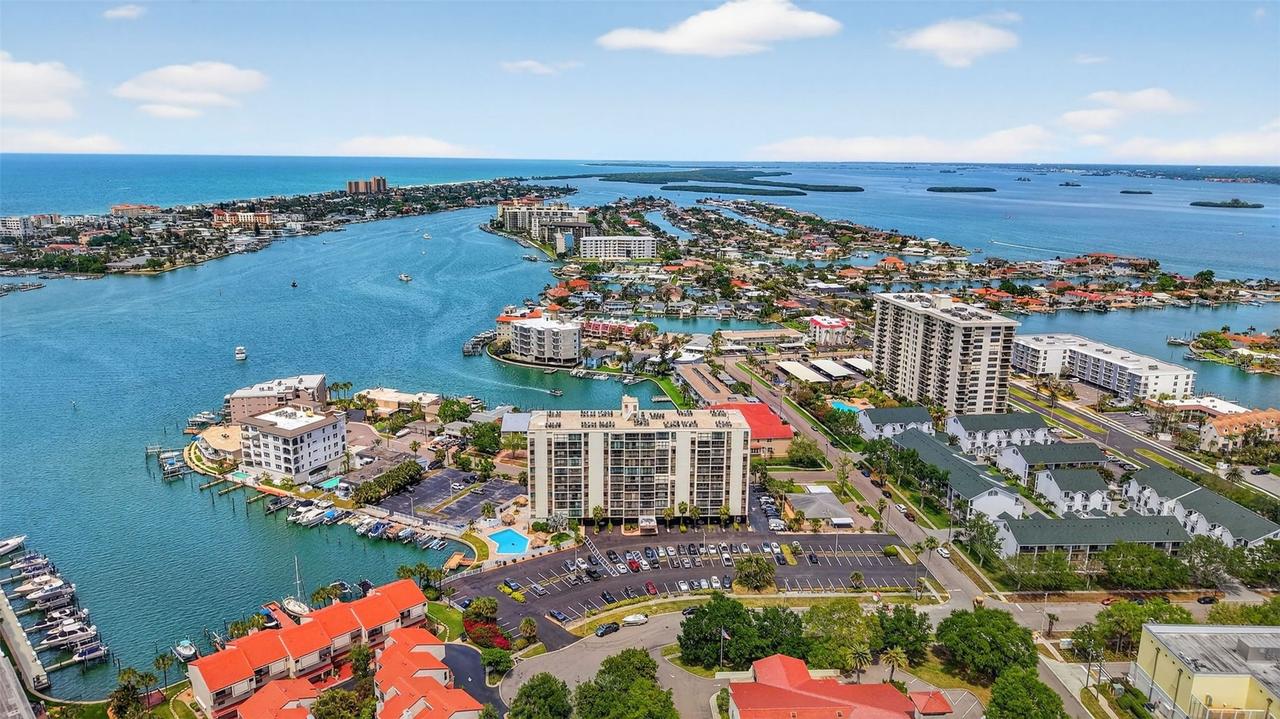 255 Dolphin Point #211, Clearwater, FL 33767