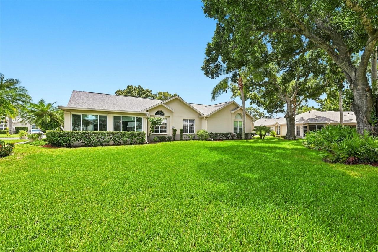 1131 Golfview Woods Dr., Ruskin, FL 33573