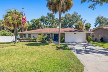 New Homes with In-ground Swimming Pools in Greater Pinellas Point: September 6th to September 12th