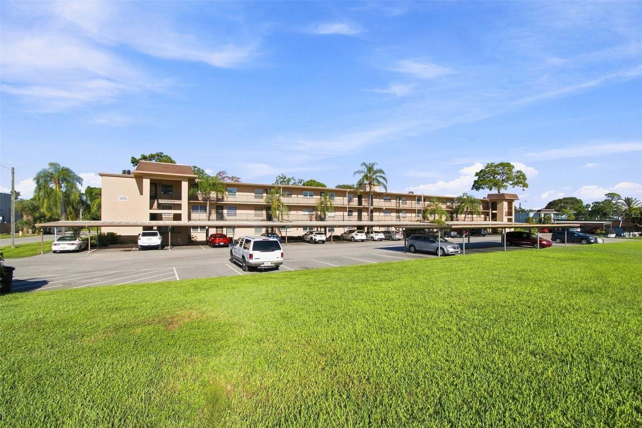 1370 Heather Ridge Blvd. #104, Dunedin, FL 34698