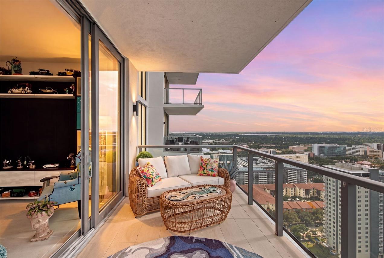 301 1st St. #2805, St Petersburg, FL 33701