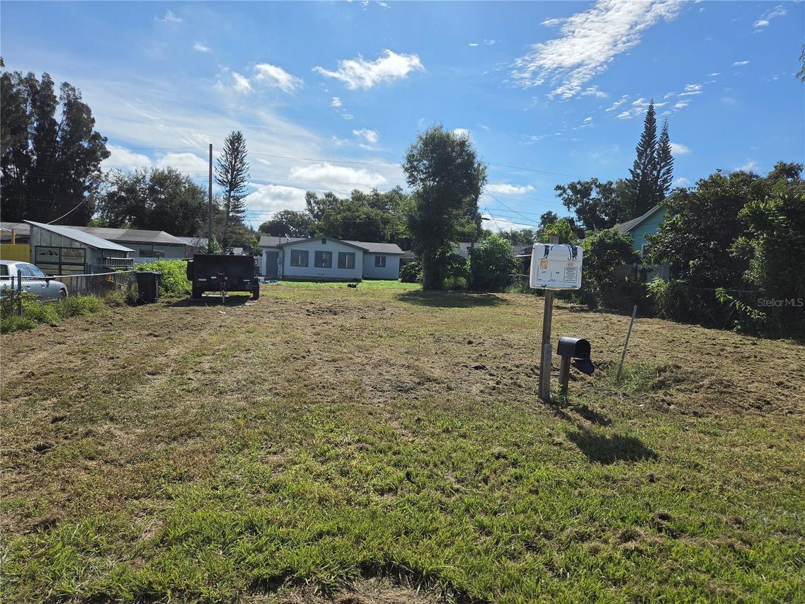 5871 43rd St., St Petersburg, FL 33714