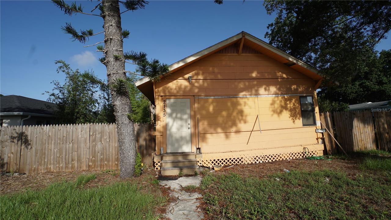 2135 44th St., St Petersburg, FL 33711