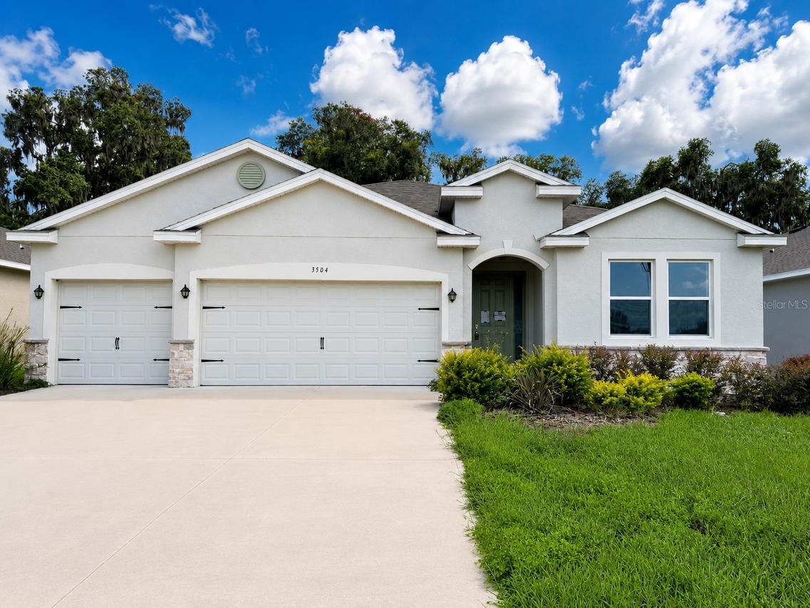 3504 Crooked River Dr., Plant City, FL 33565