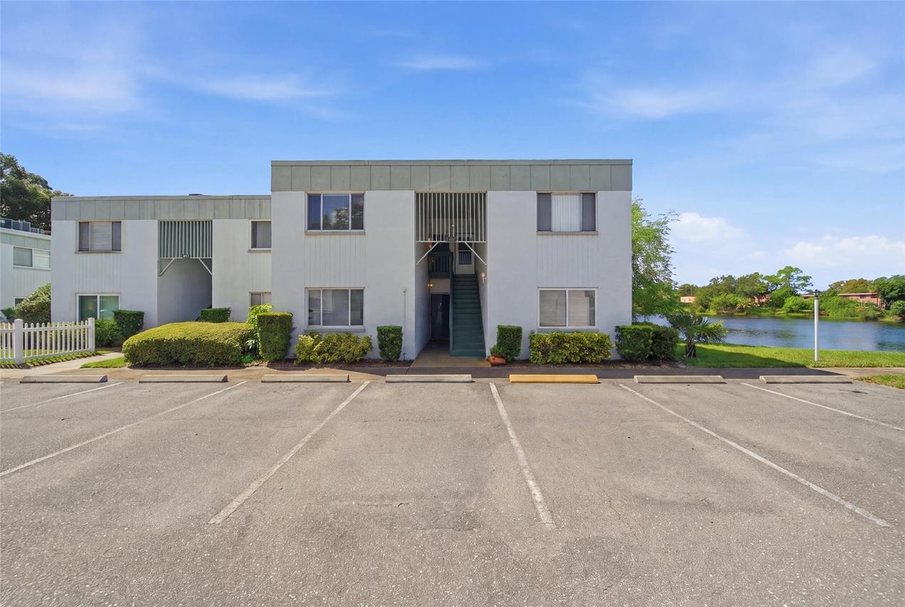 811 N Keene Rd. #V7, Clearwater, FL 33755