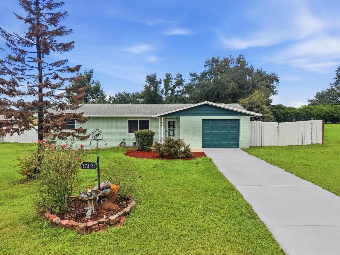 37421 Layton Rd., Dade City, FL 33525