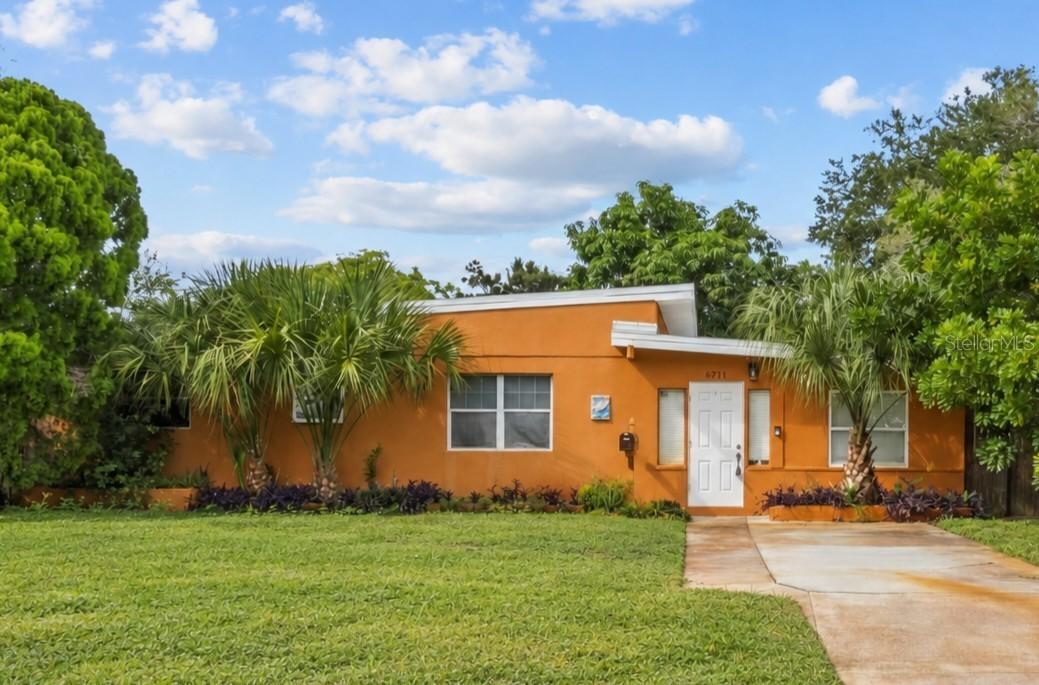 6711 Dartmouth Ave., St Petersburg, FL 33710