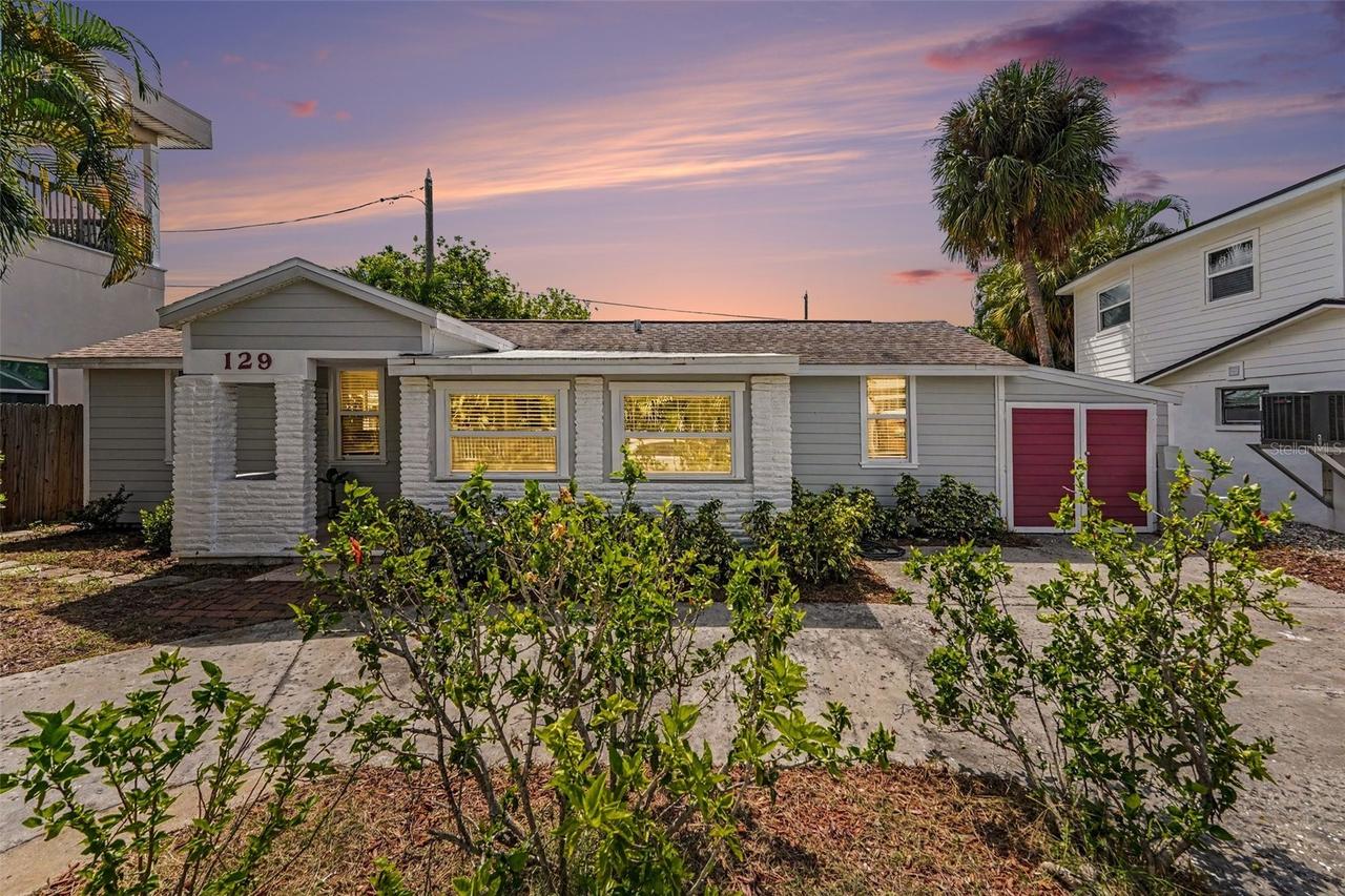 129 94th Ave., Treasure Island, FL 33706