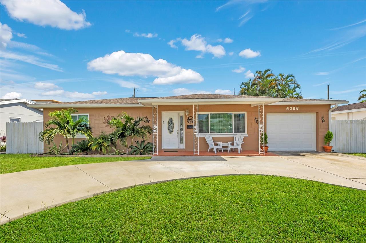 5396 24th Ter., St Petersburg, FL 33710