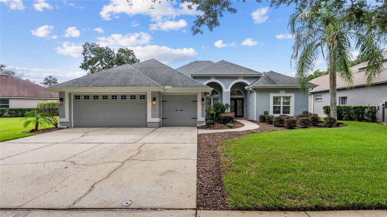 5924 Cherry Oak Dr., Valrico, FL 33596