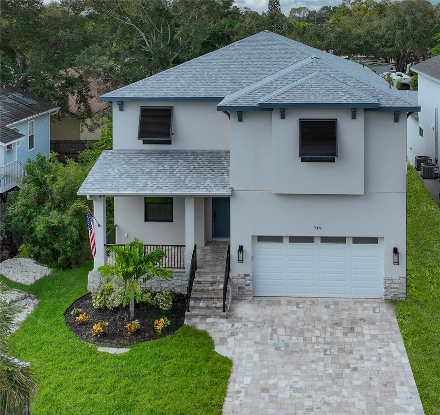 785 Lime St., Palm Harbor, FL 34683