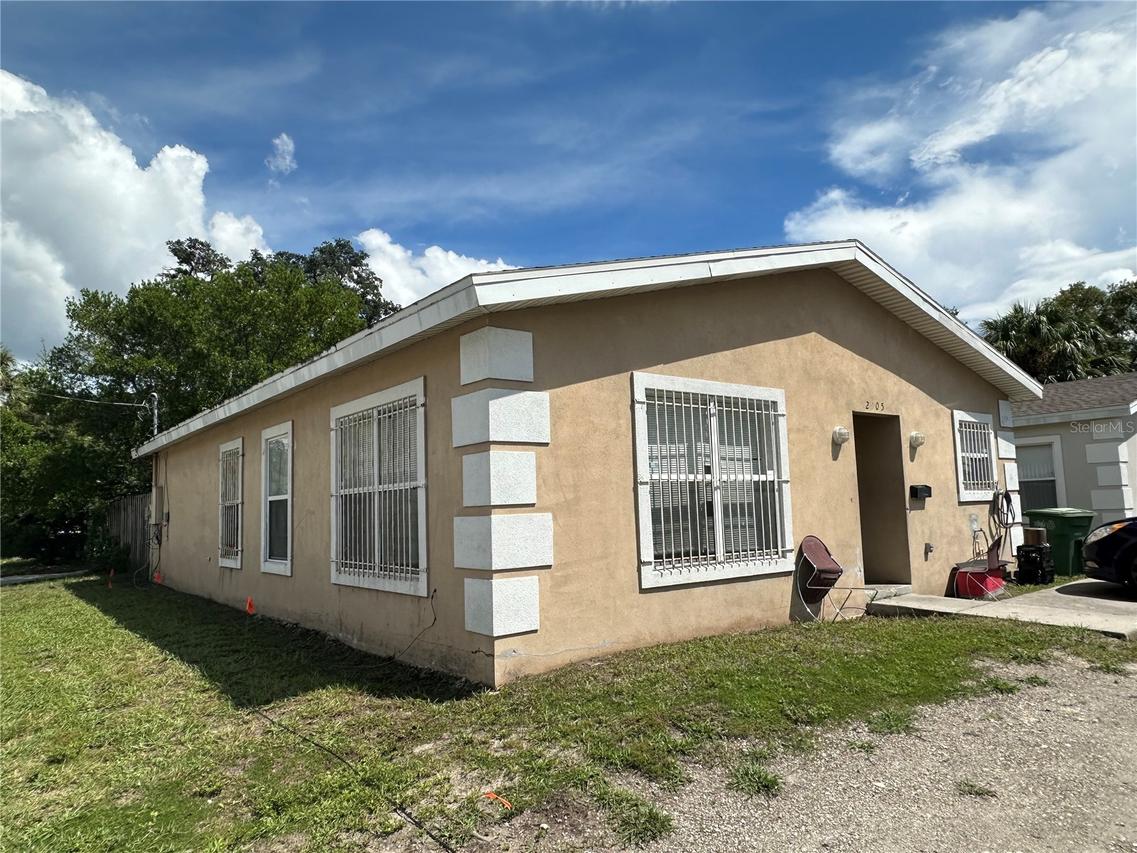 2305 E 28th Ave., Tampa, FL 33605