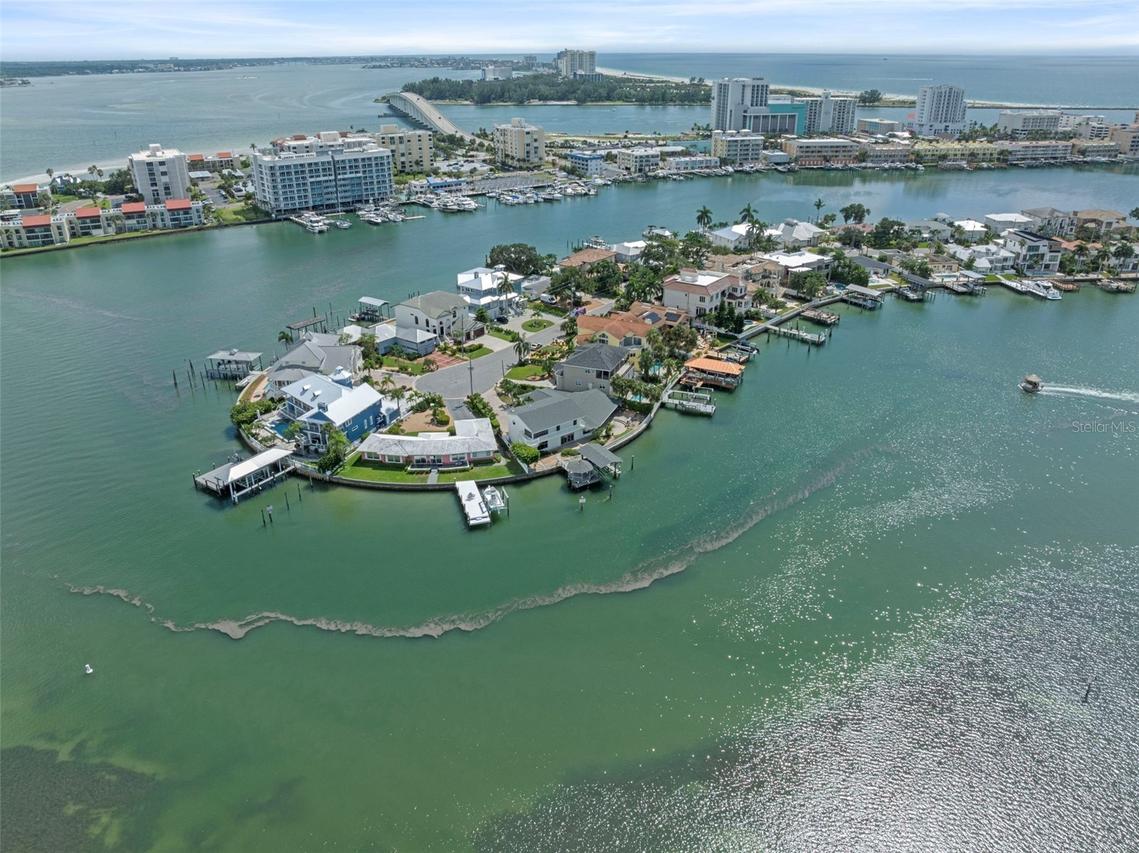 290 Bayside Dr., Clearwater Beach, FL 33767