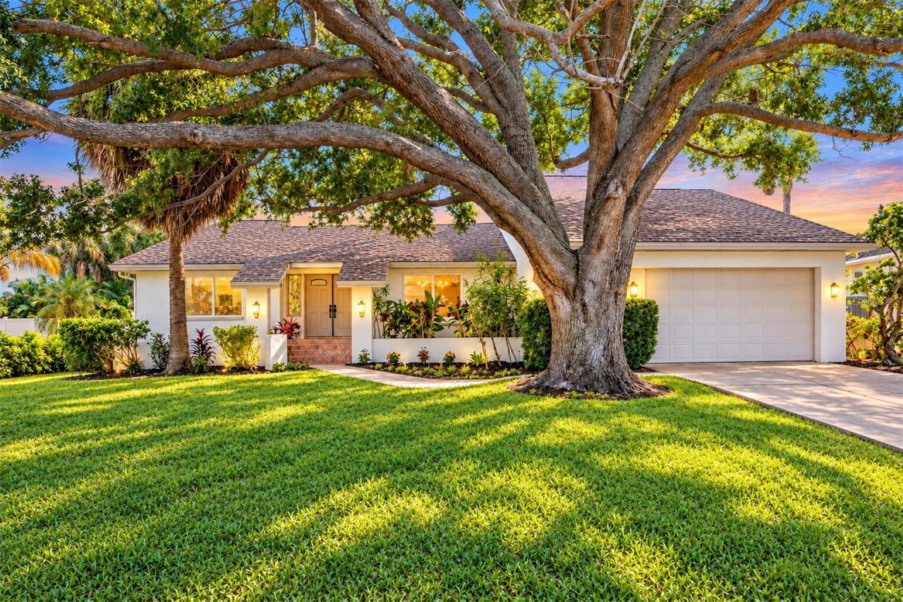 630 Pinta Dr., Tierra Verde, FL 33715