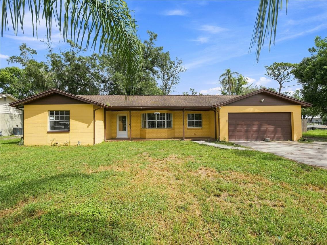 8906 E Lanway Dr., Tampa, FL 33637