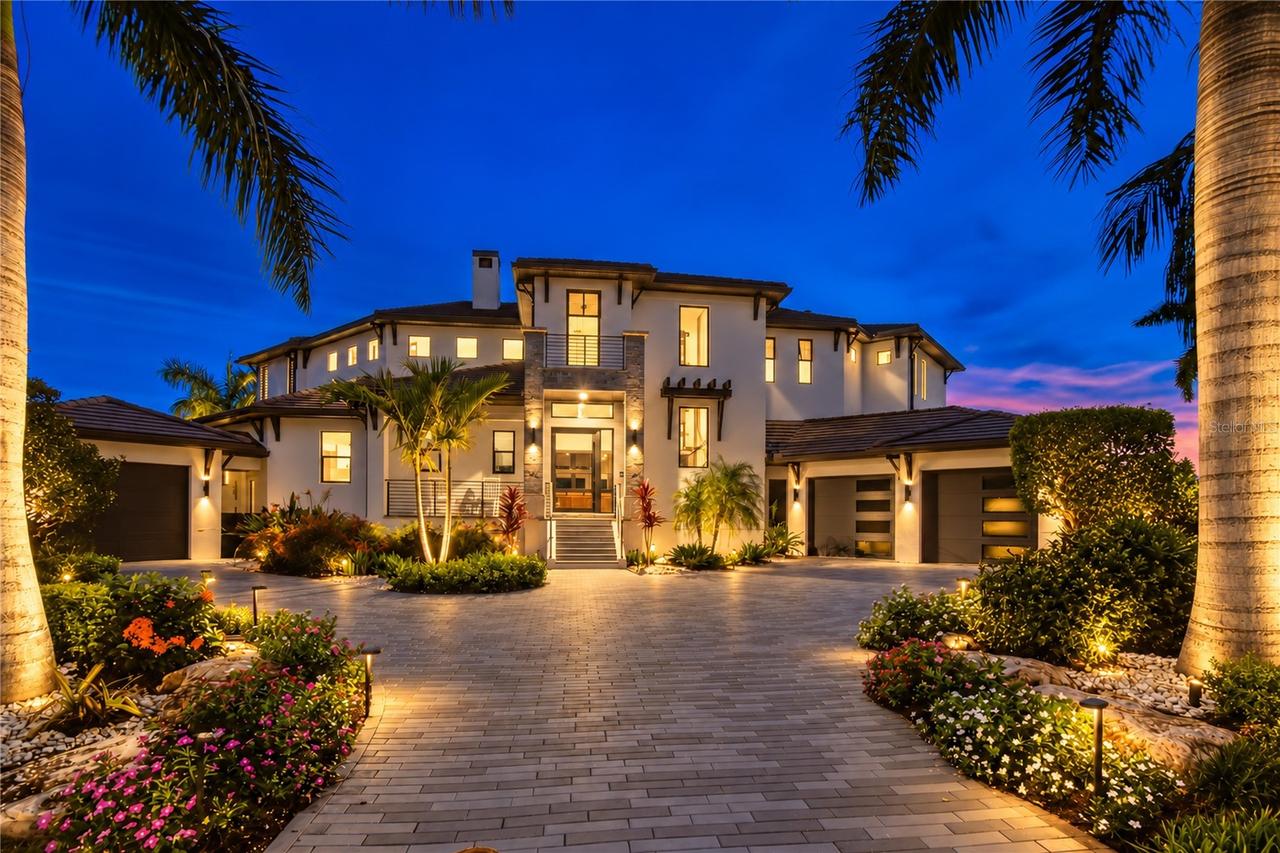 206 6th St., Tierra Verde, FL 33715
