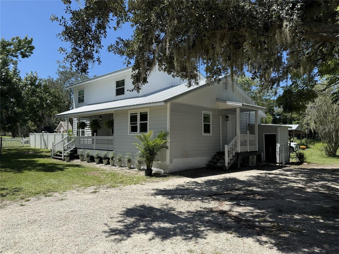 2501 Lightfoot Rd., Wimauma, FL 33598