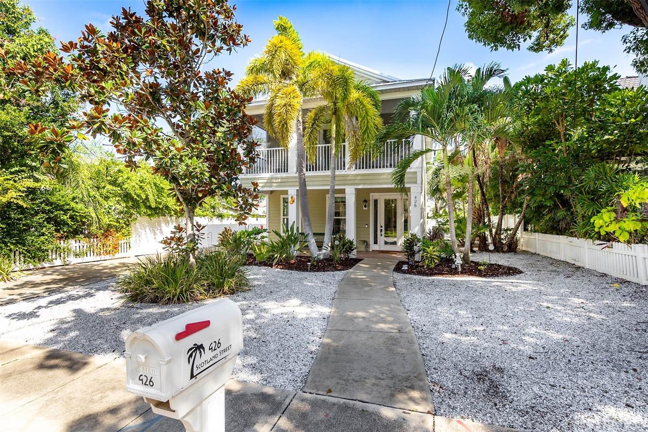 426 Scotland St, Dunedin, FL 34698