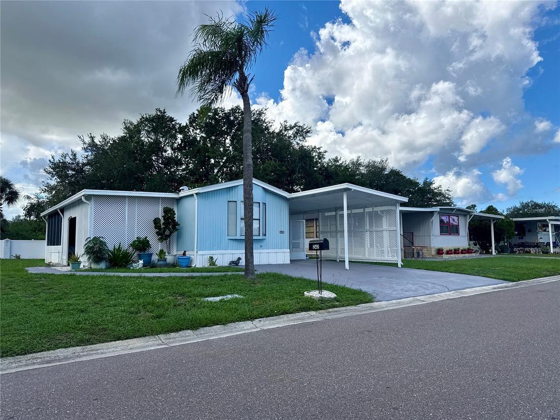242 S Port Royal Ln., Apollo Beach, FL 33572