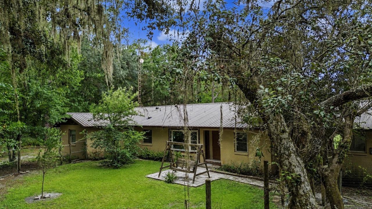 50 NE 120th Ave., Silver Springs, FL 34488