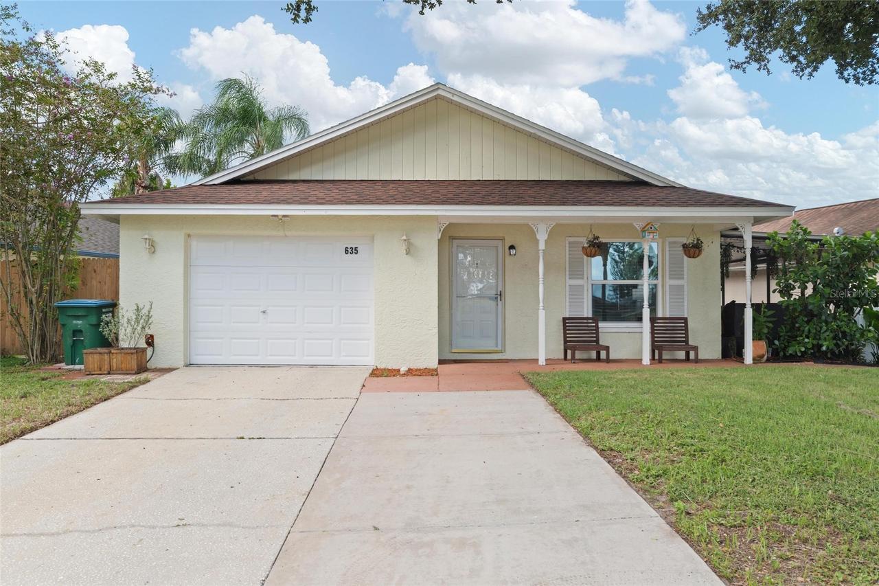635 Bellingham Pl., Palm Harbor, FL 34684