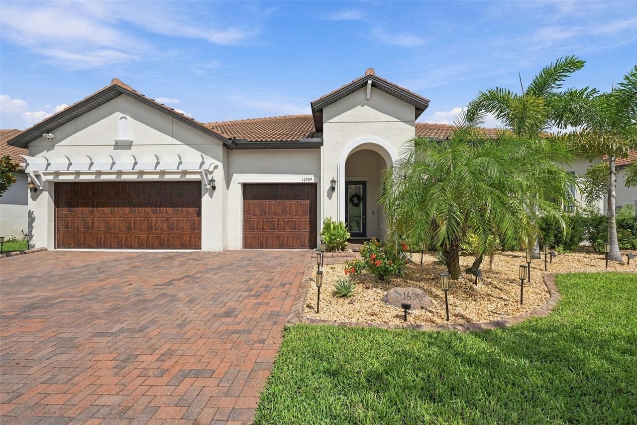 16909 Clear Cork Dr., Wimauma, FL 33598