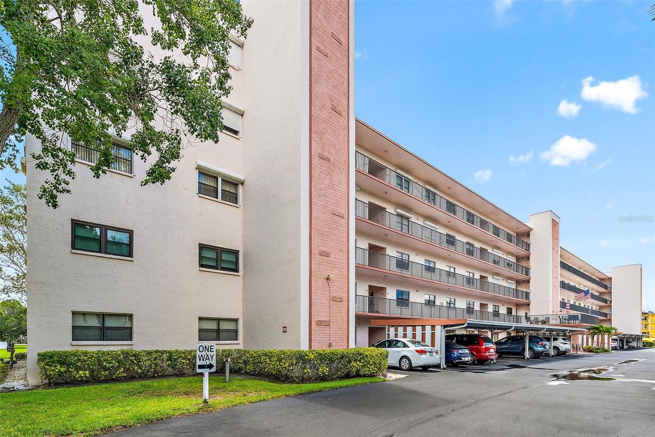 8174 Terrace Garden Dr. #507, St Petersburg, FL 33709