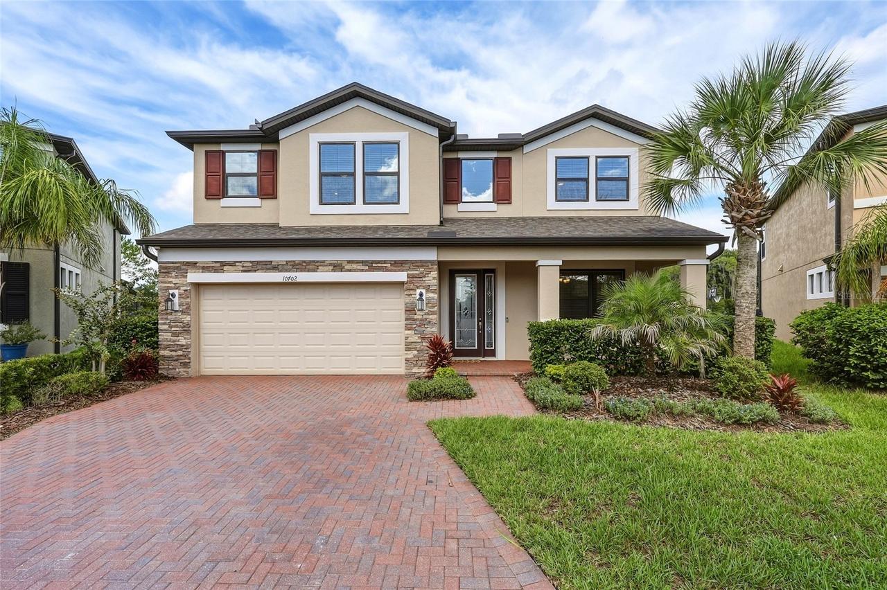 10702 Pleasant Knoll Dr., Tampa, FL 33647