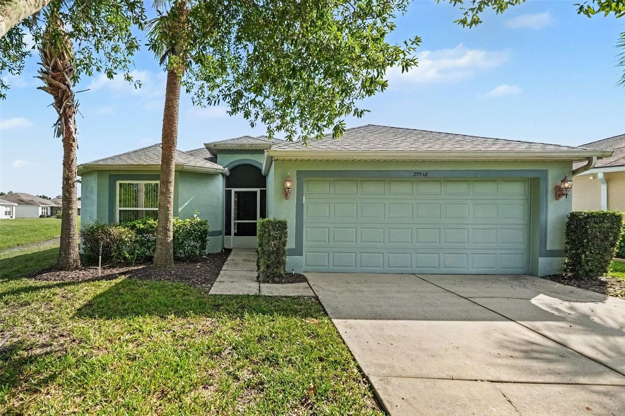 29548 Waggle Dr., San Antonio, FL 33576