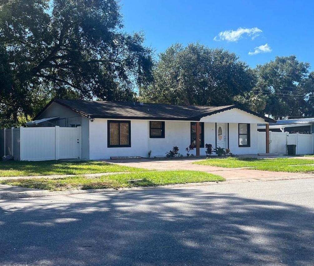 6524 La Mesa Cir., Tampa, FL 33634