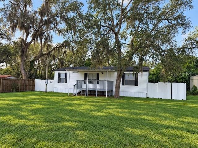 9713 Xenia St., New Port Richey, FL 34654