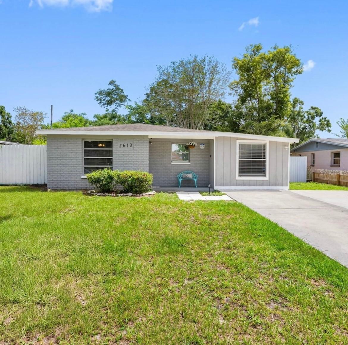 2613 E 111th Ave., Tampa, FL 33612