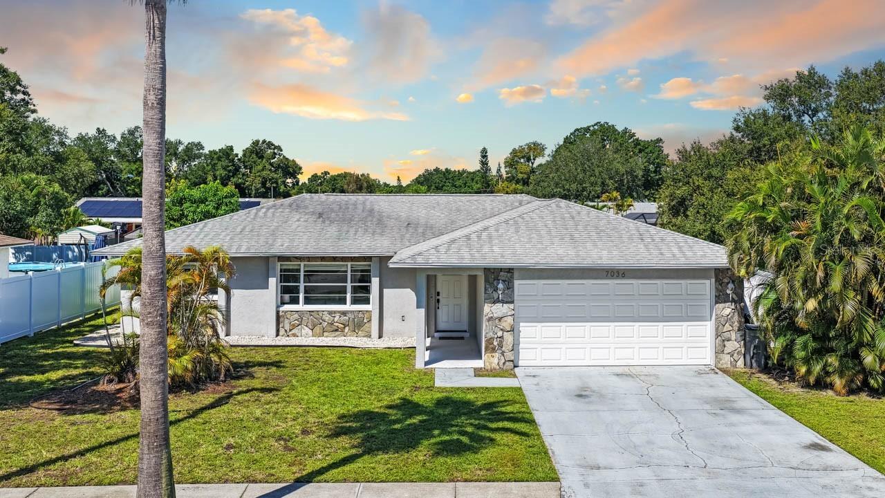 7036 13th St., Sarasota, FL 34243