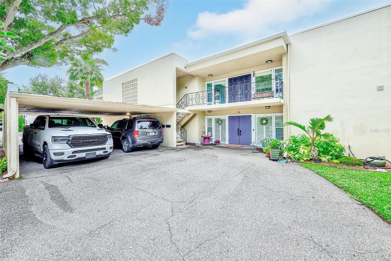 25 Country Club Dr., Largo, FL 33771