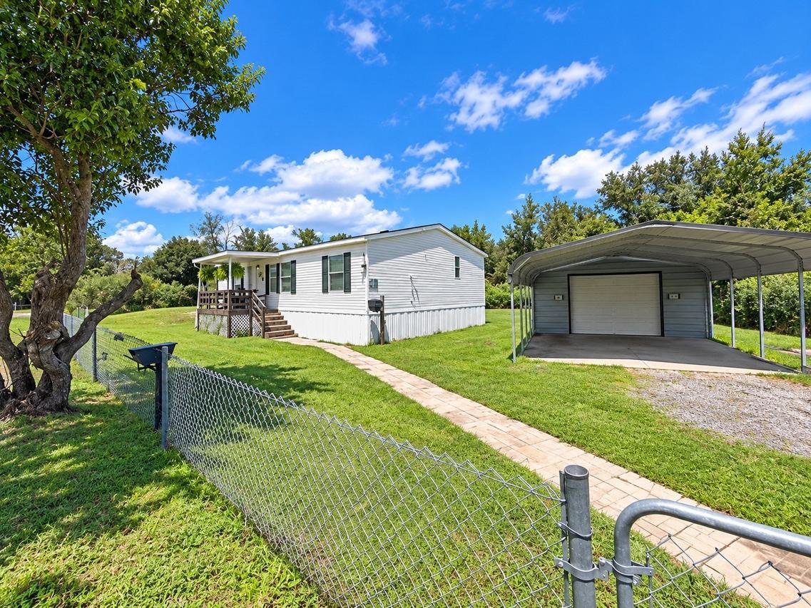 9027 Hammock Loop, Polk City, FL 33868