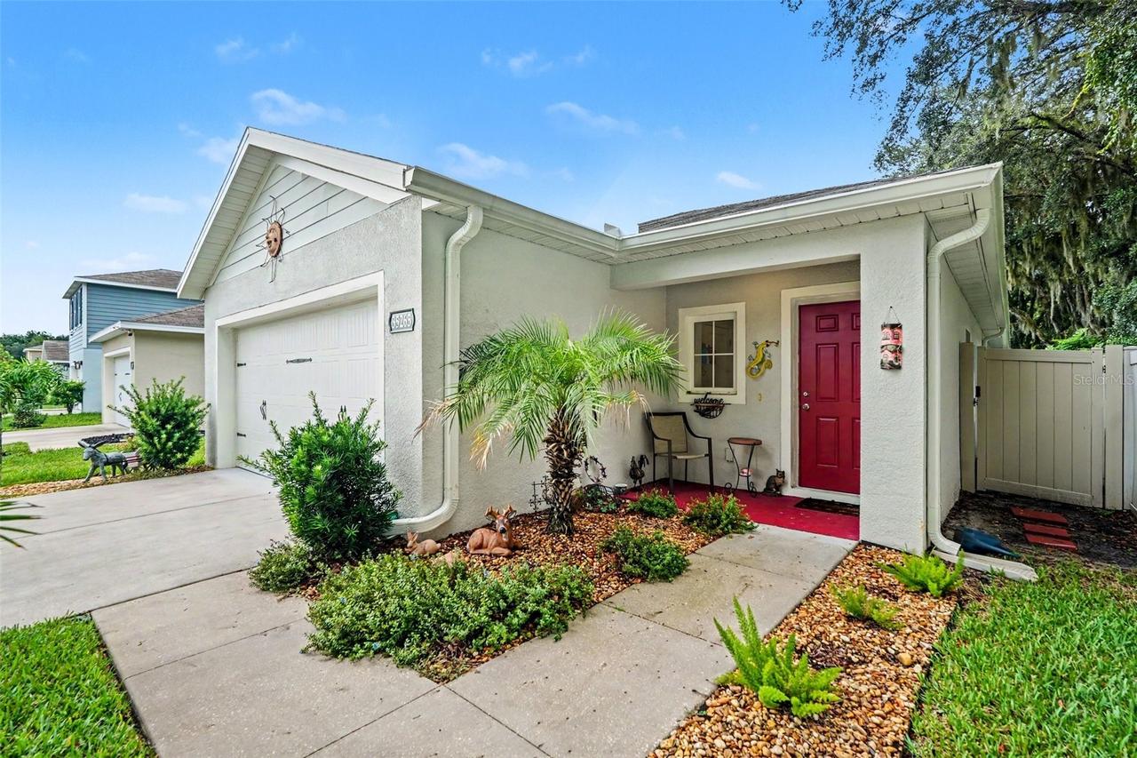 35265 Gendry St., Zephyrhills, FL 33541