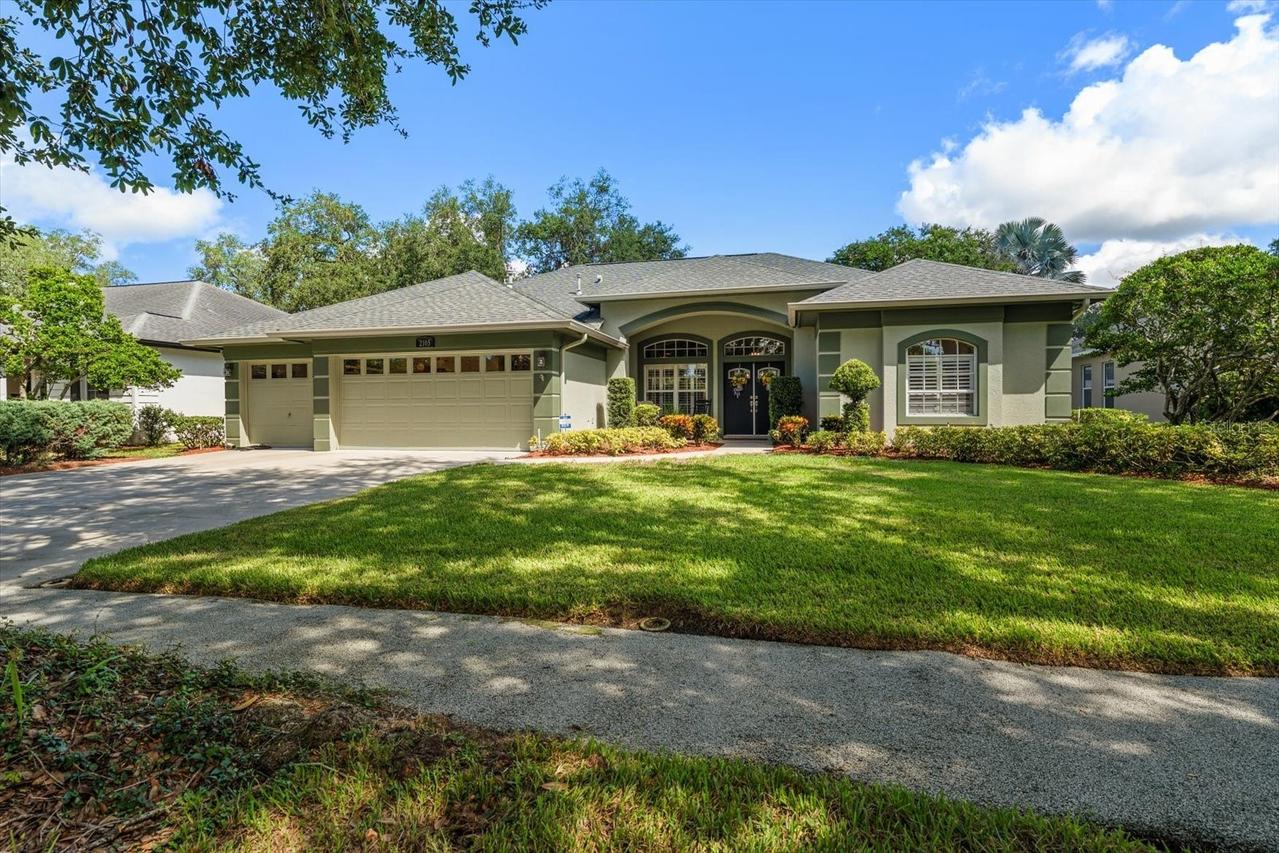 2105 Boot Lake Cir., Tampa, FL 33612